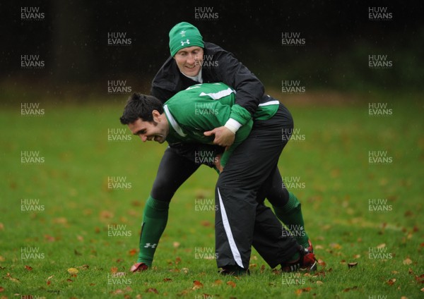 28.10.08 - Wales Rugby Training - Stephen Jones and Tom Shanklin in action during trainig 