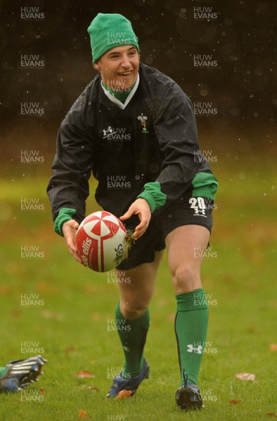 28.10.08 - Wales Rugby Training - Martin Roberts in action during trainig 