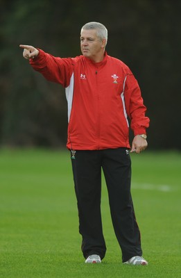 28.10.09 - Wales Rugby Training - Head coach Warren Gatland during training. 