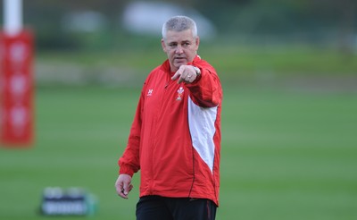 28.10.09 - Wales Rugby Training - Head coach Warren Gatland during training. 