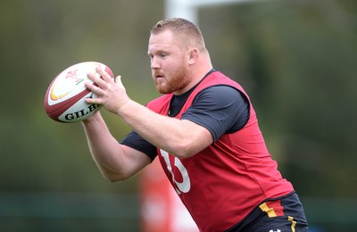 281016 - Wales Rugby Training -Samson Lee during training