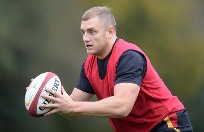 281016 - Wales Rugby Training -James King during training