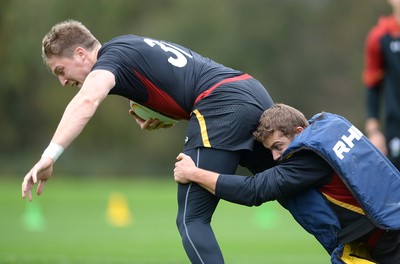 281016 - Wales Rugby Training -Tyler Morgan during training