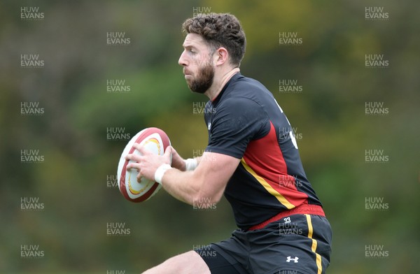 281016 - Wales Rugby Training -Alex Cuthbert during training