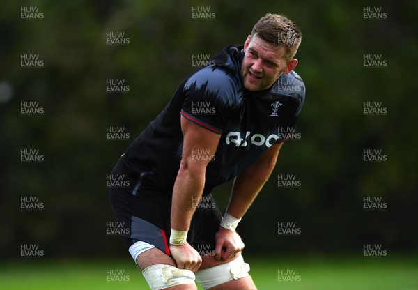 281022 - Wales Rugby Training - Dan Lydiate during training