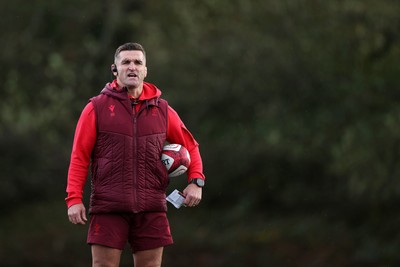 281025 - Wales Rugby Training in their first week of camp for this years Quilter Nations Series - Huw Bennett, Head of Physical Performance during training