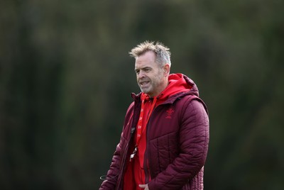 281025 - Wales Rugby Training in their first week of camp for this years Quilter Nations Series - Danny Wilson, Assistant Coach during training