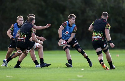 281025 - Wales Rugby Training in their first week of camp for this years Quilter Nations Series - Alex Mann during training