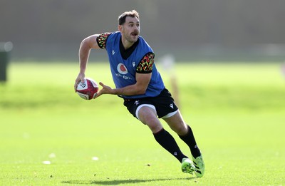 281025 - Wales Rugby Training in their first week of camp for this years Quilter Nations Series - Tomos Williams during training
