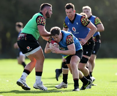 281025 - Wales Rugby Training in their first week of camp for this years Quilter Nations Series - Brodie Coghlan during training