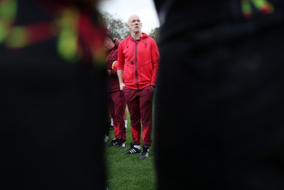 281025 - Wales Rugby Training in their first week of camp for this years Quilter Nations Series - Steve Tandy, Head Coach during training