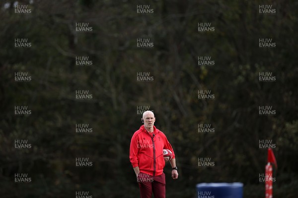 281025 - Wales Rugby Training in their first week of camp for this years Quilter Nations Series - Steve Tandy, Head Coach during training