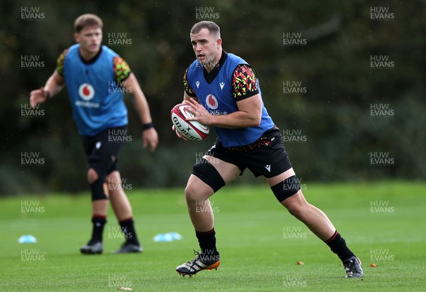 281025 - Wales Rugby Training in their first week of camp for this years Quilter Nations Series - Morgan Morse during training