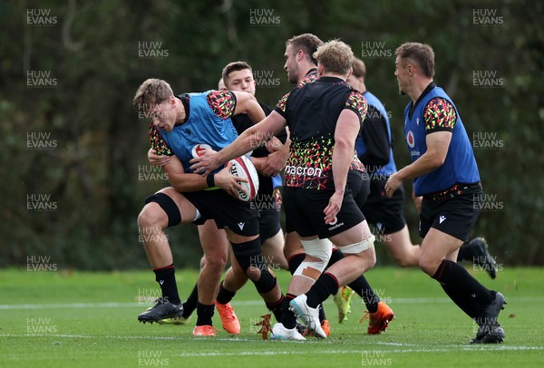 281025 - Wales Rugby Training in their first week of camp for this years Quilter Nations Series - Alex Mann during training
