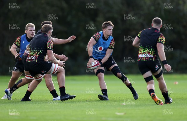 281025 - Wales Rugby Training in their first week of camp for this years Quilter Nations Series - Alex Mann during training