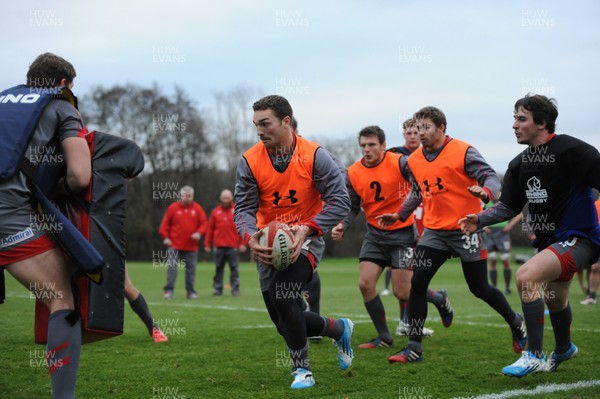 281113 - Wales Rugby Training -George North during training