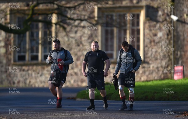 281117 - Wales Rugby Training - Wyn Jones, Samson Lee and Hallam Amos