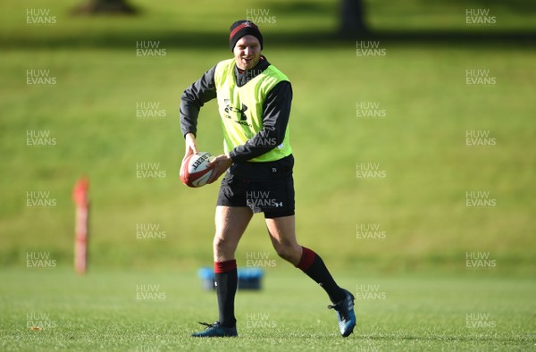 281117 - Wales Rugby Training - Dan Biggar