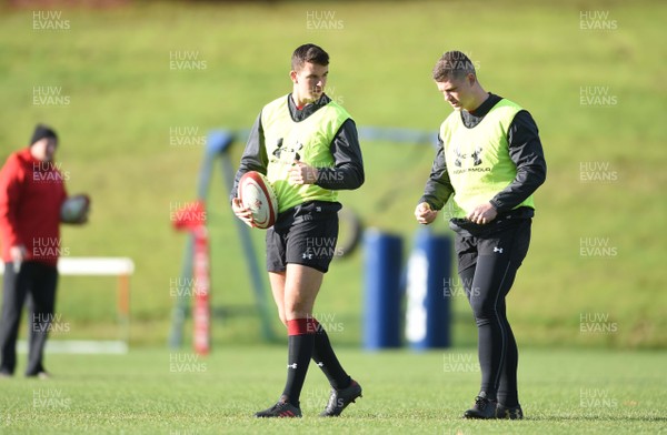 281117 - Wales Rugby Training - Owen Watkin and Scott Williams