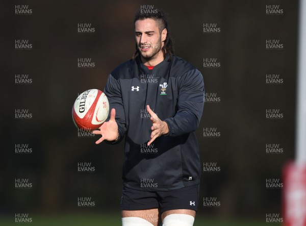 281117 - Wales Rugby Training - Josh Navidi