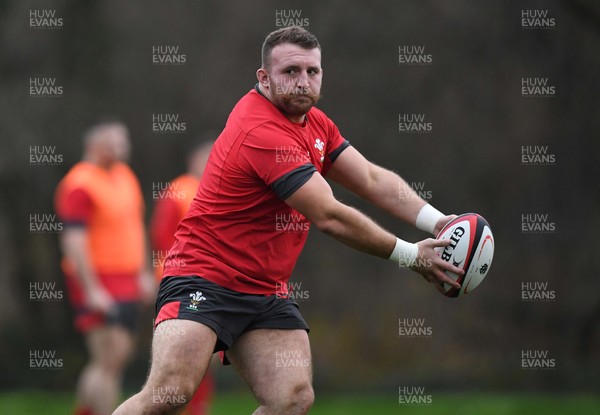 281119 - Wales Rugby Training - Dillon Lewis during training