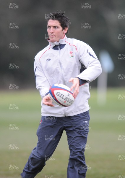 29.01.08 - Wales Rugby Training - James Hook in action during training 