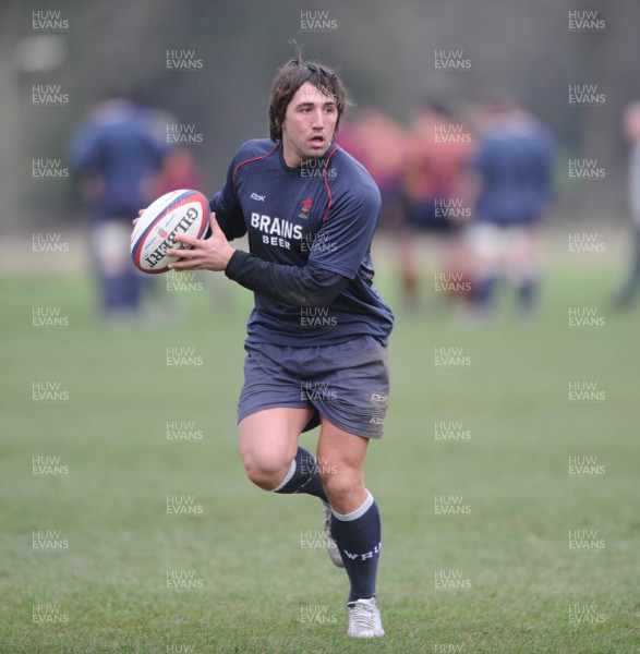 29.01.08 - Wales Rugby Training - Gavin Henson in action during training 