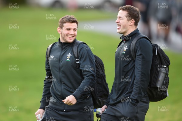 290118 - Wales Rugby Training - Elliot Dee and Hallam Amos during training