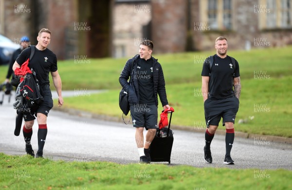 290118 - Wales Rugby Training - Bradley Davies, Josh Adams and Ross Moriarty during training