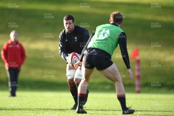 290118 - Wales Rugby Training - Justin Tipuric during training
