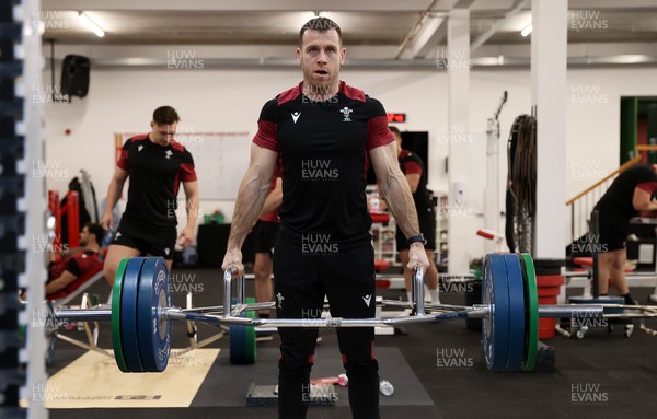 290124 - Wales Rugby Gym Session in the week leading up to their first 6 Nations game against Scotland - Gareth Davies during training