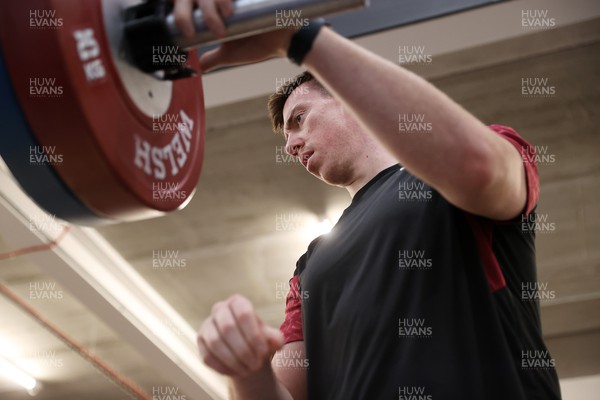 290124 - Wales Rugby Gym Session in the week leading up to their first 6 Nations game against Scotland - Adam Beard during training