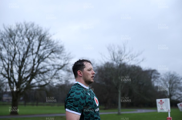 290124 - Wales Rugby Training in the week leading up to their 6 Nations game against Scotland - Ryan Elias during training