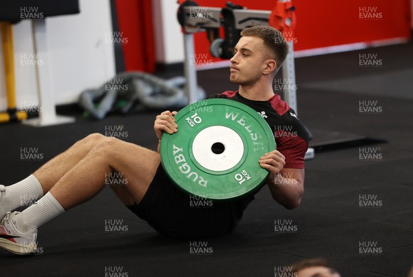 290224 - Wales Rugby Gym Session - Cameron Winnett during training