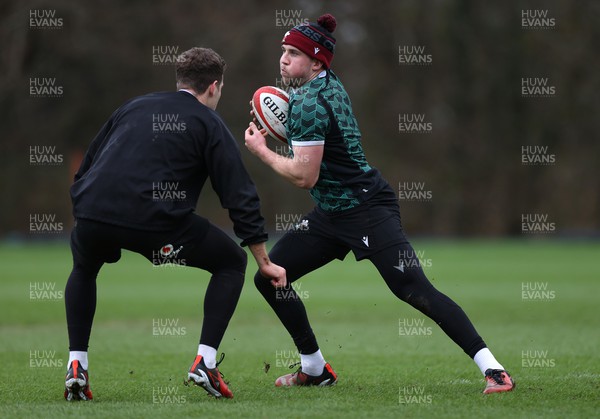 290224 - Wales Rugby Training - Ioan Lloyd during training