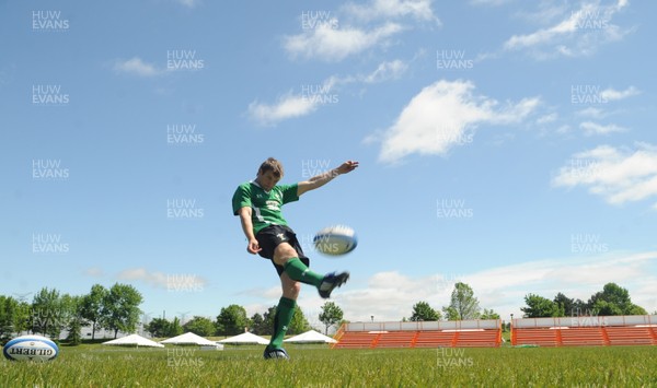 29.05.09 - Wales Rugby Training - Dan Biggar during kicking training at York Stadium, Toronto. 