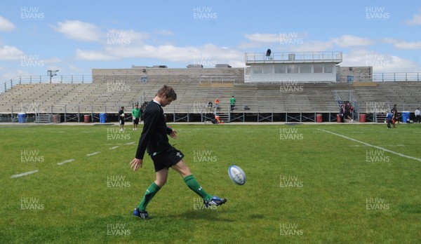 29.05.09 - Wales Rugby Training - Dan Biggar during kicking training at York Stadium, Toronto. 