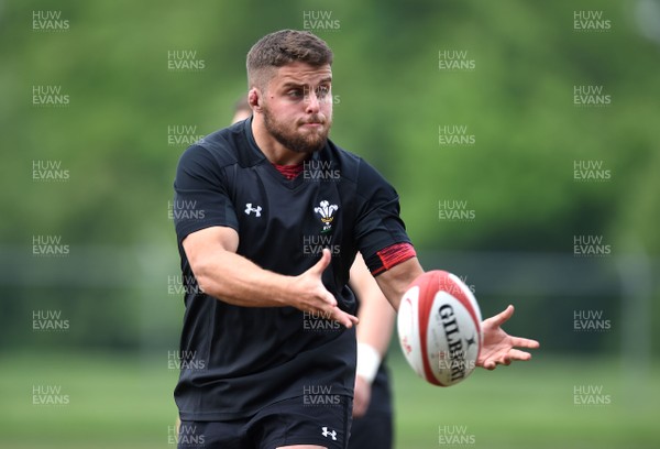 290518 - Wales Rugby Training - Nicky Smith during training