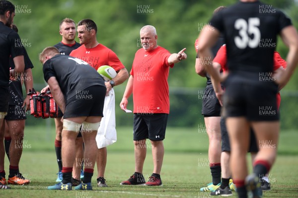 290518 - Wales Rugby Training - Warren Gatland during training
