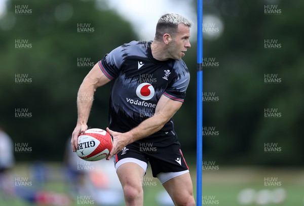 290623 - Wales Rugby Training in preparation for the Rugby World Cup - Gareth Davies during training