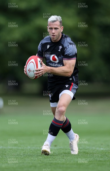 290623 - Wales Rugby Training in preparation for the Rugby World Cup - Gareth Davies during training
