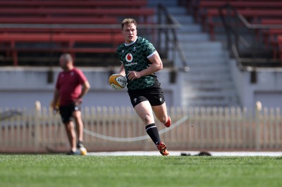 290624 - Wales Rugby Training as they prepare for their Summer Series against Australia - Nick Tompkins during training