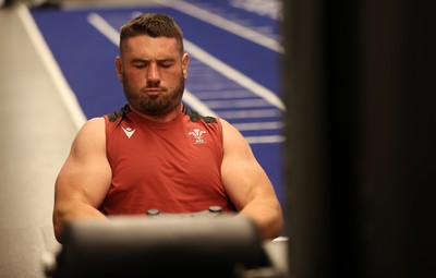 290624 - Wales Rugby Training as they prepare for their Summer Series against Australia - Gareth Thomas during training