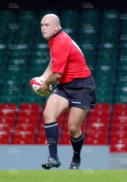 290803 - Wales Rugby Training - The Wales team train before their game against Scotland