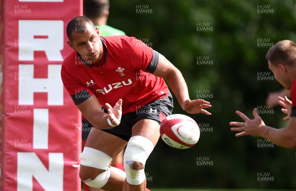 290819 - Wales Rugby Training - Aaron Shingler during training