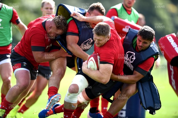 290819 - Wales Rugby Training - Bradley Davies during training