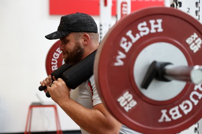 290823 - Wales Rugby Training in the week leading up for their departure for the Rugby World Cup in France - Nicky Smith during training