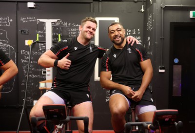 290823 - Wales Rugby Training in the week leading up for their departure for the Rugby World Cup in France - Dan Lydiate and Taulupe Faletau in RSH