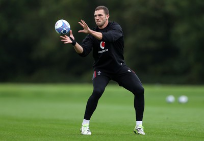 290823 - Wales Rugby Training in the week leading up for their departure for the Rugby World Cup in France - George North during training