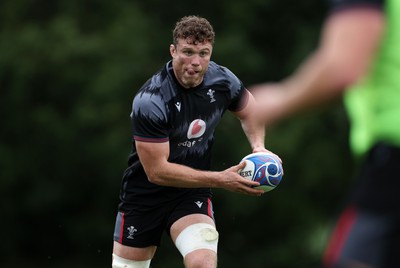 290823 - Wales Rugby Training in the week leading up for their departure for the Rugby World Cup in France - Will Rowlands during training